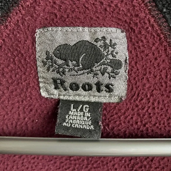 Roots Made in Canada maroon black fleece 1/4 zip large - Picture 3 of 5